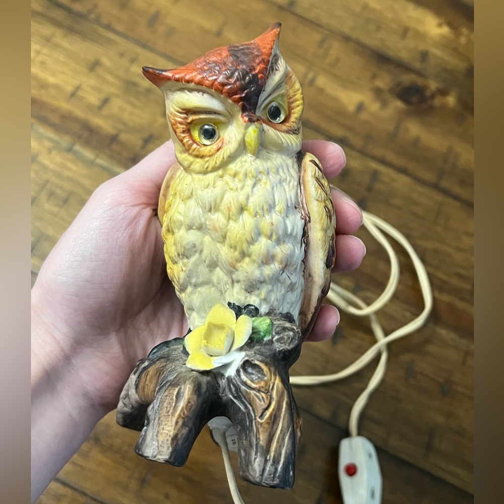 Vintage Ceramic Owl Night Light Lamp - Picture 5 of 7